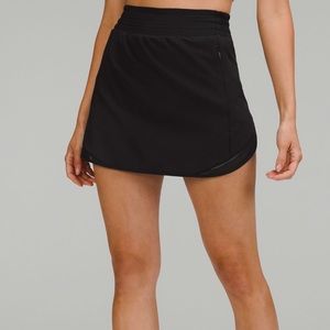 Lululemon high rise Hotty Totty Skort